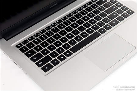 頂配i7也能擁有性價比？華為MateBook D（2018版）尊享版顛覆而來