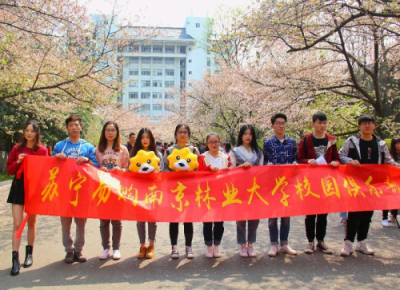 加入蘇寧校園俱樂部，他用半年時(shí)間從懵懂大學(xué)生變身校園領(lǐng)袖