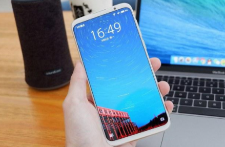 這屆iPhone真的不行了 現(xiàn)在還不如買個魅族16th劃算？