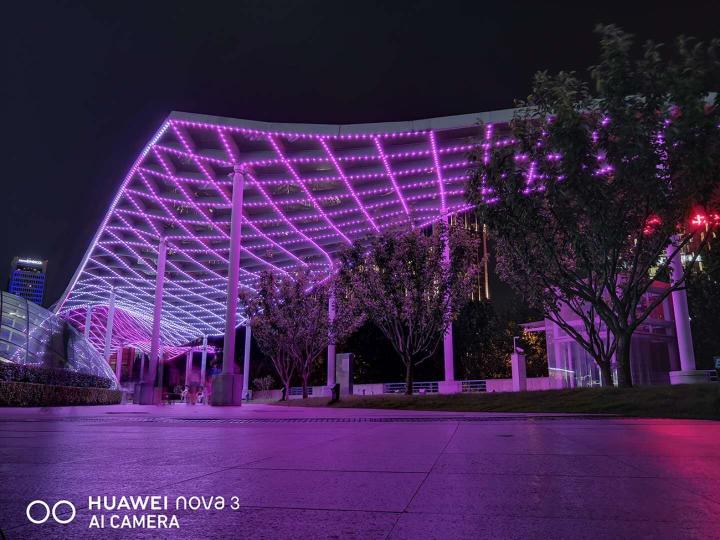 華為nova3版本升級(jí)有驚喜！超級(jí)夜景加持，從此夜拍不再是難題