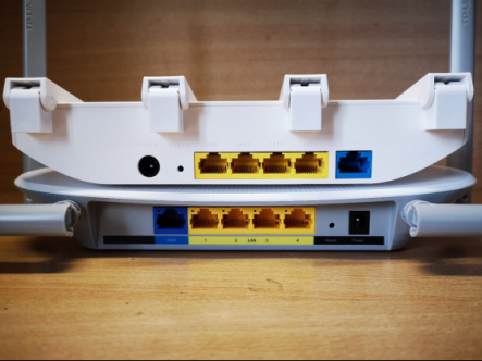 實(shí)測真雙頻有多大牛逼?華為路由 PK TP-Link