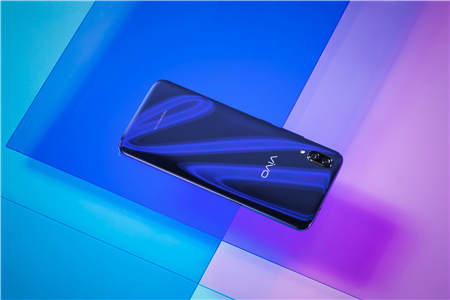 3D幻影極光漸變+靈動水滴屏，vivo X23全面開售倒計(jì)時3天