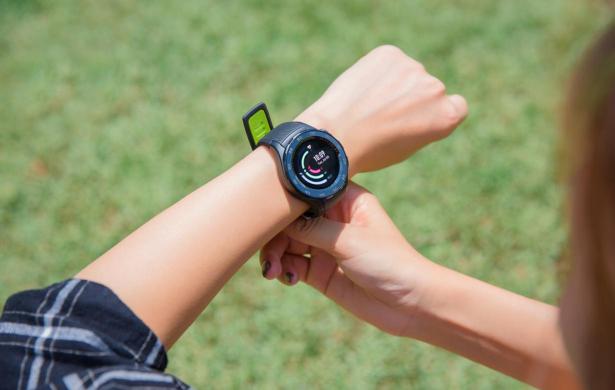 Apple Watch 4發(fā)布了，安卓手機(jī)用戶(hù)如何選擇呢？