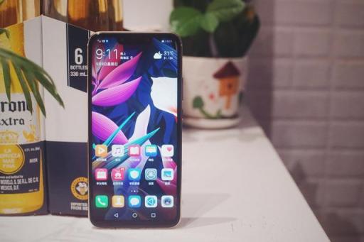 華為穩(wěn)了！麥芒7雙光束3D效果遠超金色iPhone