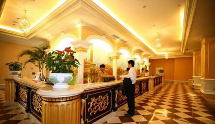 與其吐槽酒店電視形同虛設(shè)，不如今年國(guó)慶游自備VVETIME投影手機(jī)