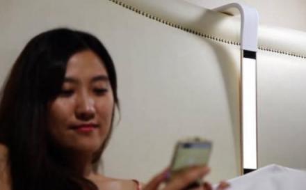 深夜溫暖人心的不只有“食堂” 更有這些小卻貼心的臺(tái)燈