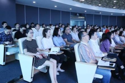 聚焦發(fā)展，賦能海銀——海銀集團(tuán)召開總部全員大會