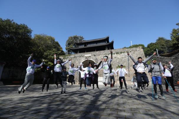 想免費(fèi)游景在運(yùn)動中做公益？那就來和蘇寧“益起善行”吧
