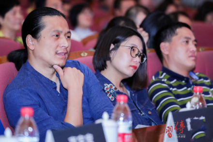 消費(fèi)升級(jí)的同時(shí)更要精神升級(jí)——簡一攜手酈波共話中國儒將精神
