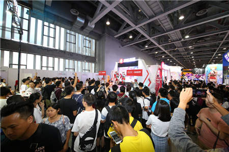 攜手京東JOY突破次元壁，剛過(guò)去的國(guó)慶假期網(wǎng)易漫畫(huà)在 CICF 刷足存在感！