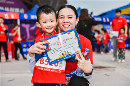風靡美國的體適能訓練登陸古都西安，ABC KIDS小馬星球親子跑歡樂開跑
