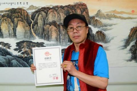 許吉爾精品山水國畫欣賞？領(lǐng)略自然山水藝術(shù)更雅致！
