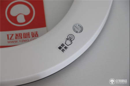 拒絕藍(lán)光，用光點(diǎn)亮心靈的窗戶---愛(ài)德華醫(yī)生非凡之光護(hù)眼燈