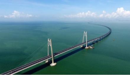 港珠澳大橋通車，卓寶守衛(wèi)“新世界七大奇跡”