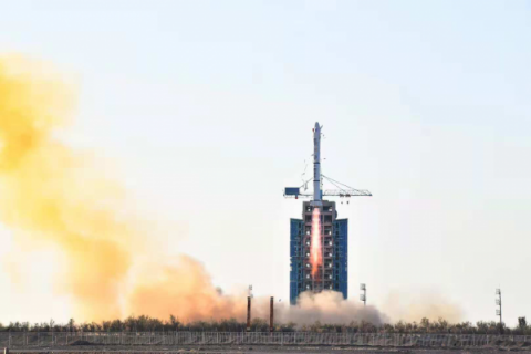 全球首個(gè)商業(yè)AI星座首星發(fā)射成功， 共建“太空+城市運(yùn)營”新生態(tài)