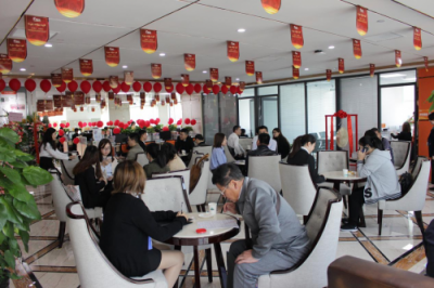 樹立新標(biāo)桿打造新服務(wù) 一站式企業(yè)服務(wù)平臺(tái)頂呱呱入駐上海