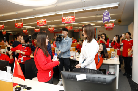 看《全民的選擇》搶vivo手機，佘詩曼打call海飛絲蘇寧雙十一