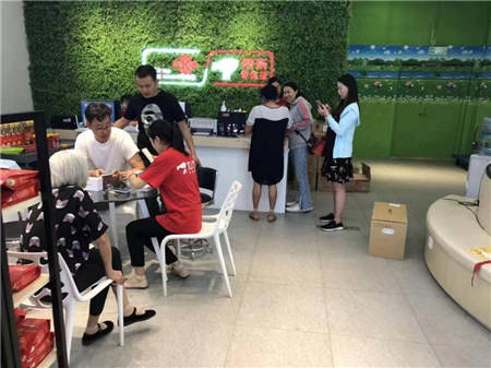 運營為本，宣傳為基，連云港京東專賣店黃小藝的轉(zhuǎn)型之路