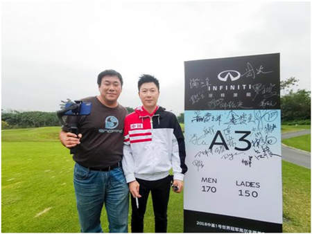 帶上ATOM，用手機拍視頻，也能輕松掌控全場
