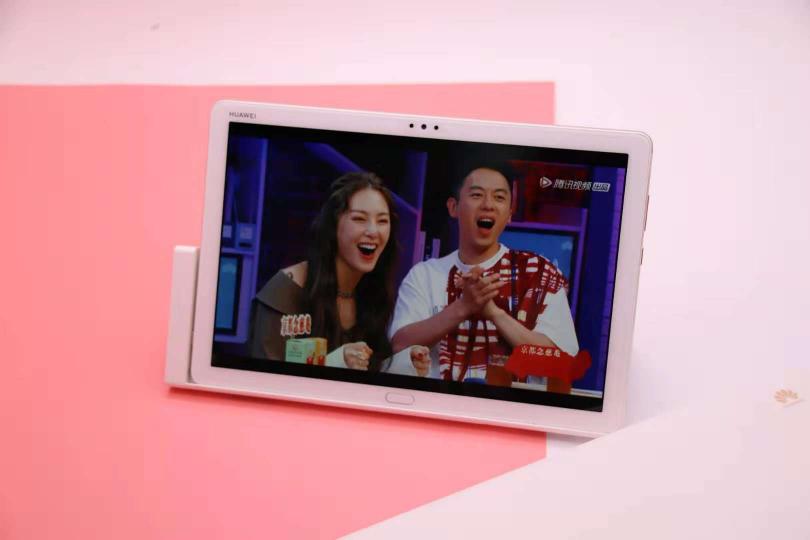 雙十一時尚新品出街 華為平板M5青春版1749元起火爆開售！