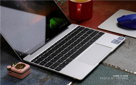 HUAWEI MateBook 13打造性能最強13英寸全面屏輕薄本，領(lǐng)銜行業(yè)創(chuàng)新