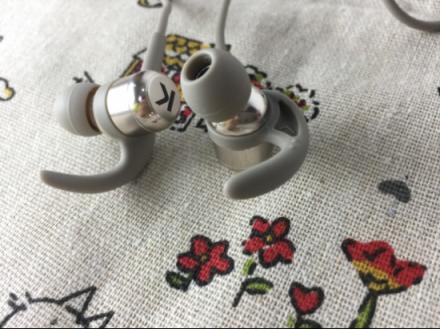 聽(tīng)歌要音質(zhì)好又要顏值高？天貓上這款藍(lán)牙耳機(jī)賣得好