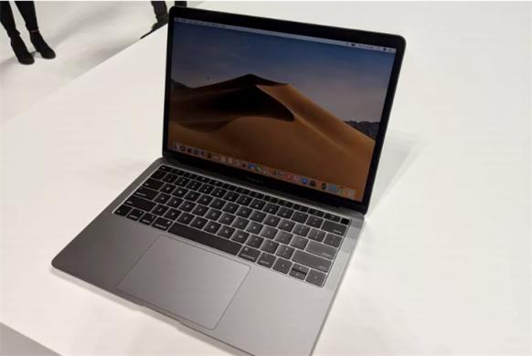 何需妥協(xié)MacBook Air？HUAWEI MateBook 13：您身邊的優(yōu)質(zhì)全面屏輕快本