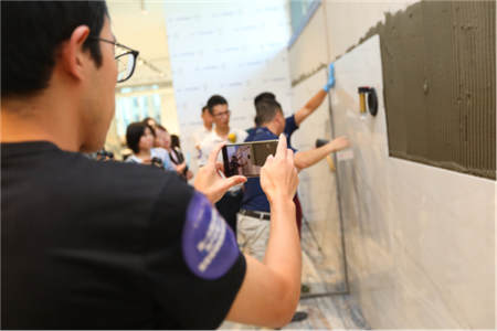誰說溫差大的地方只能留縫？簡一密縫鋪貼強勢進入哈爾濱