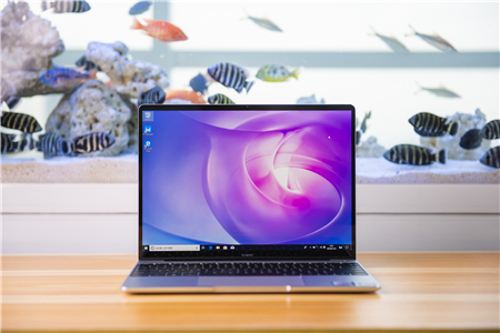 MacBook Air更新乏力？HUAWEI MateBook 13屏占比和便攜性大獲全勝