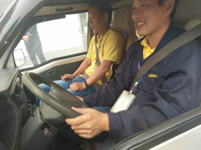 超給力！吊威亞、扛大件，空調(diào)安裝工程師也是漫威超人？