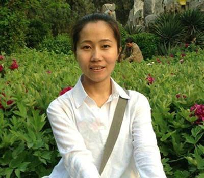 當代花鳥畫美女作家，許芬藝術簡介