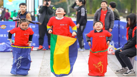 ABC KIDS小馬星球親子跑，萌娃熱情點(diǎn)燃蘇州婉約初冬