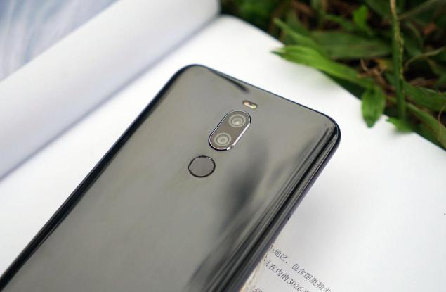 魅族X8評測：把驍龍710拉到1598元，爭做千元標(biāo)桿