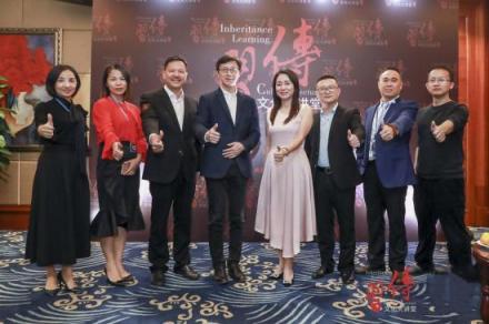 簡一在全國掀起一股國學(xué)熱 第十七站剛剛落地深圳