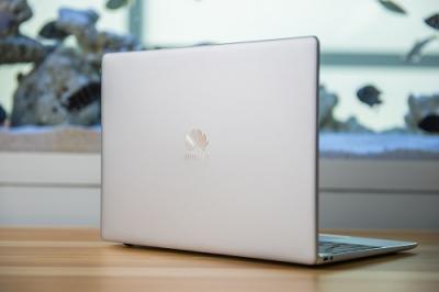 輕薄之下、性能之上，華為MateBook 13：職場(chǎng)人士新選擇
