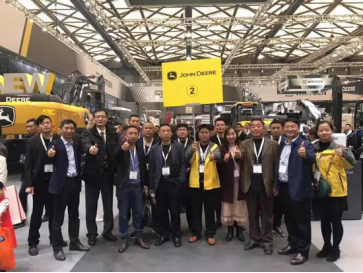 贏戰(zhàn)中國市場！約翰迪爾精彩亮相2018上海寶馬展