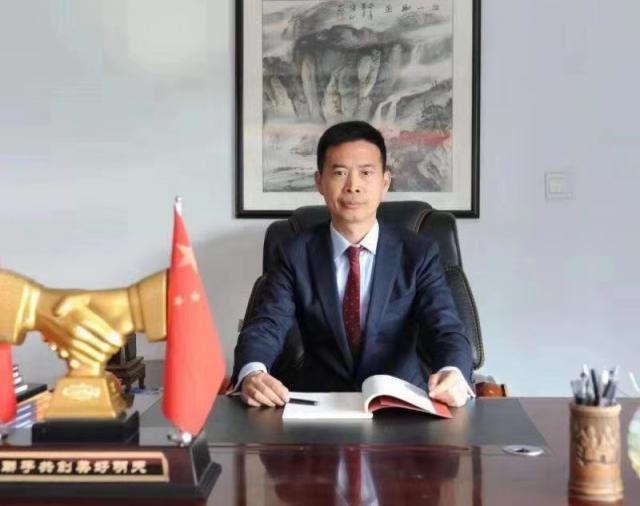 王駿儒：從國企基層員工如何成為一個(gè)市值億萬的老總？
