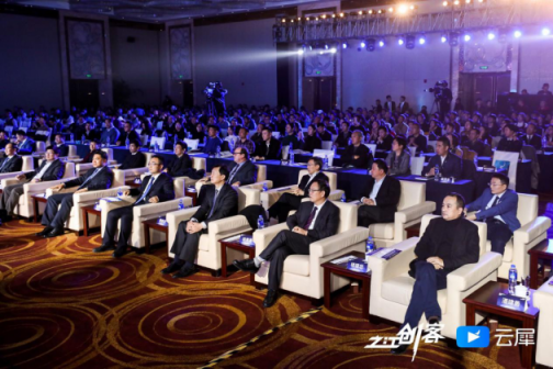 業(yè)績(jī)?cè)鲩L(zhǎng)760%！51公積金獲朱從玖副省長(zhǎng)頒獎(jiǎng)點(diǎn)贊