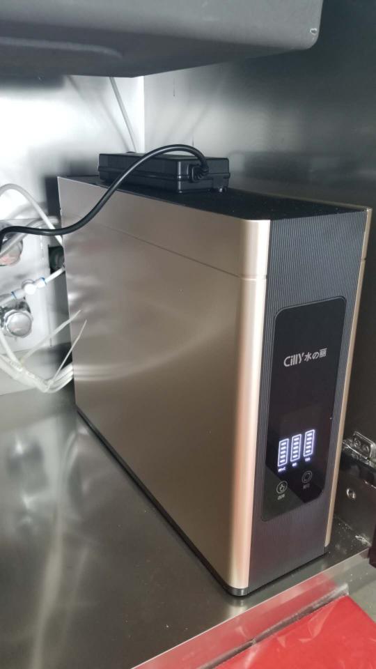 桶裝水送水工被確診新冠肺炎，預防病毒交叉感染亟需新飲水解決方案