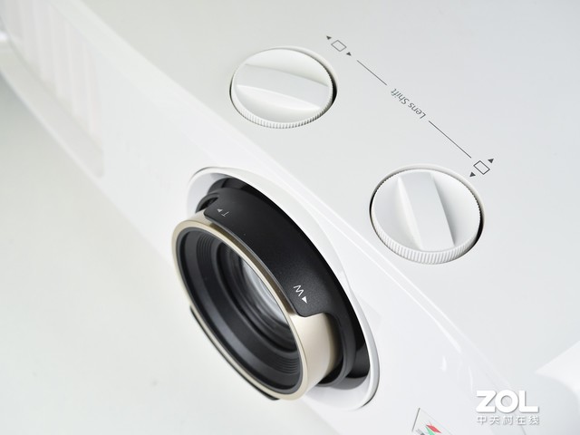 打造高品質客廳影院 愛普生4K家用投影機評測