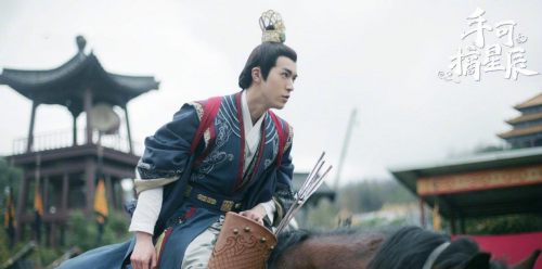 大晟文化（股票代碼：600892）的又一力作，《手可摘星辰》撩動(dòng)春日少女心