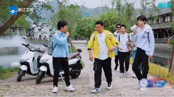 《奔跑吧》第二期來襲，臺鈴電動車帶你走近沒有偶像包袱的蔡徐坤