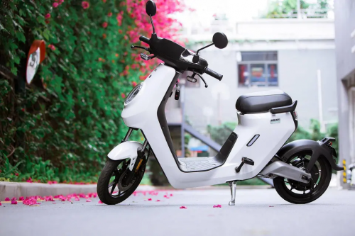 新國標(biāo)電動車時代：小牛電動車MQi2時尚設(shè)計，“動力”與“標(biāo)準(zhǔn)之間平衡用戶需求