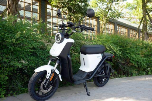 智能電動車小牛N1S、小牛U1助力中國智慧城市出行
