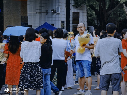 青春無(wú)悔，2020年你的高考記憶由我來(lái)守護(hù)
