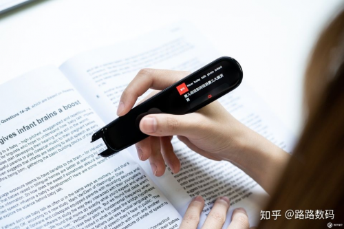 學生用詞典筆如何選？糖貓詞典筆VS有道詞典筆，這兩款799元詞典筆對比評測