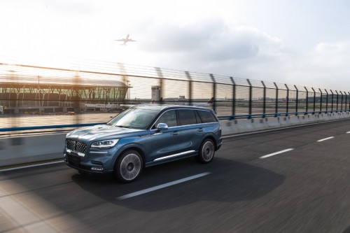 林肯上市首款中國(guó)“智”造大型美式豪華SUV
