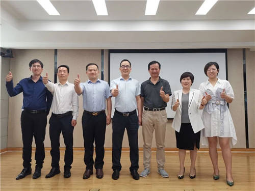 一只雞做到年銷30億，老鄉(xiāng)雞攜手藍(lán)凌打造合同管理系統(tǒng)