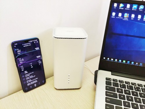 【集微拆評(píng)】OPPO 5G CPE T1評(píng)測(cè)：5G轉(zhuǎn)Wi-Fi，一張卡搞定多設(shè)備