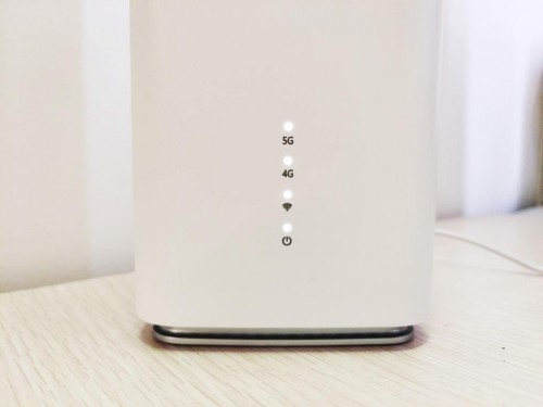【集微拆評(píng)】OPPO 5G CPE T1評(píng)測(cè)：5G轉(zhuǎn)Wi-Fi，一張卡搞定多設(shè)備